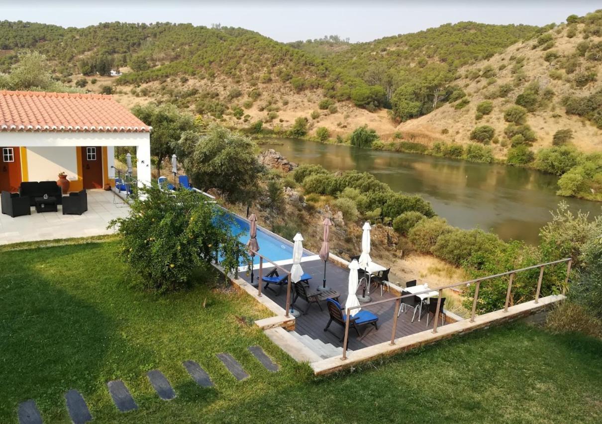 Гостевой дом Quinta Do Vau Мертола Экстерьер фото